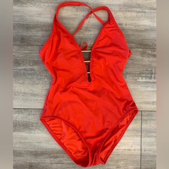♥️Carmen Marc Valvo, 6, Waist Synching, Brilliant Red, One Piece Swimsuit - Picture 2 of 8